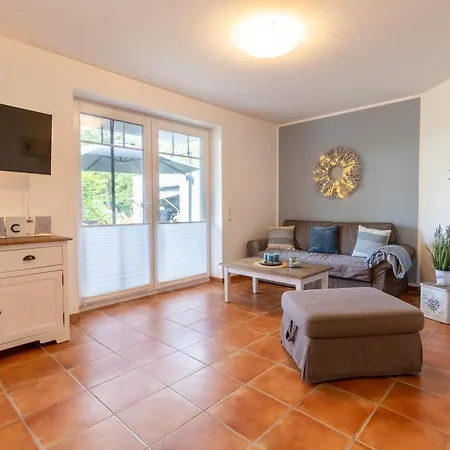 Schuetzenweg 3 2 - Nur 180m Vom Entfernt 아파트 *