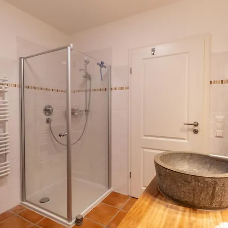 Schuetzenweg 3 2 - Nur 180m Vom Entfernt 아파트 *