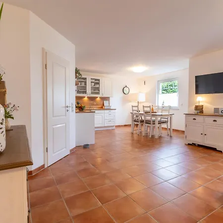 Schuetzenweg 3 2 - Nur 180m Vom Entfernt 아파트 *